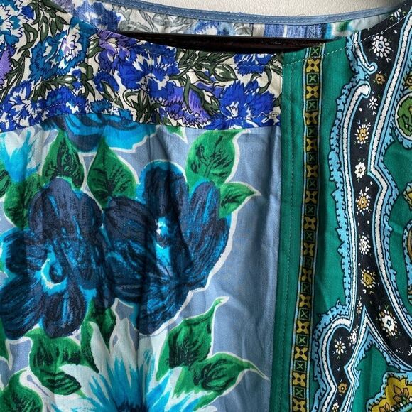 "Tiny" Anthropologie Top - Picture 2 of 7